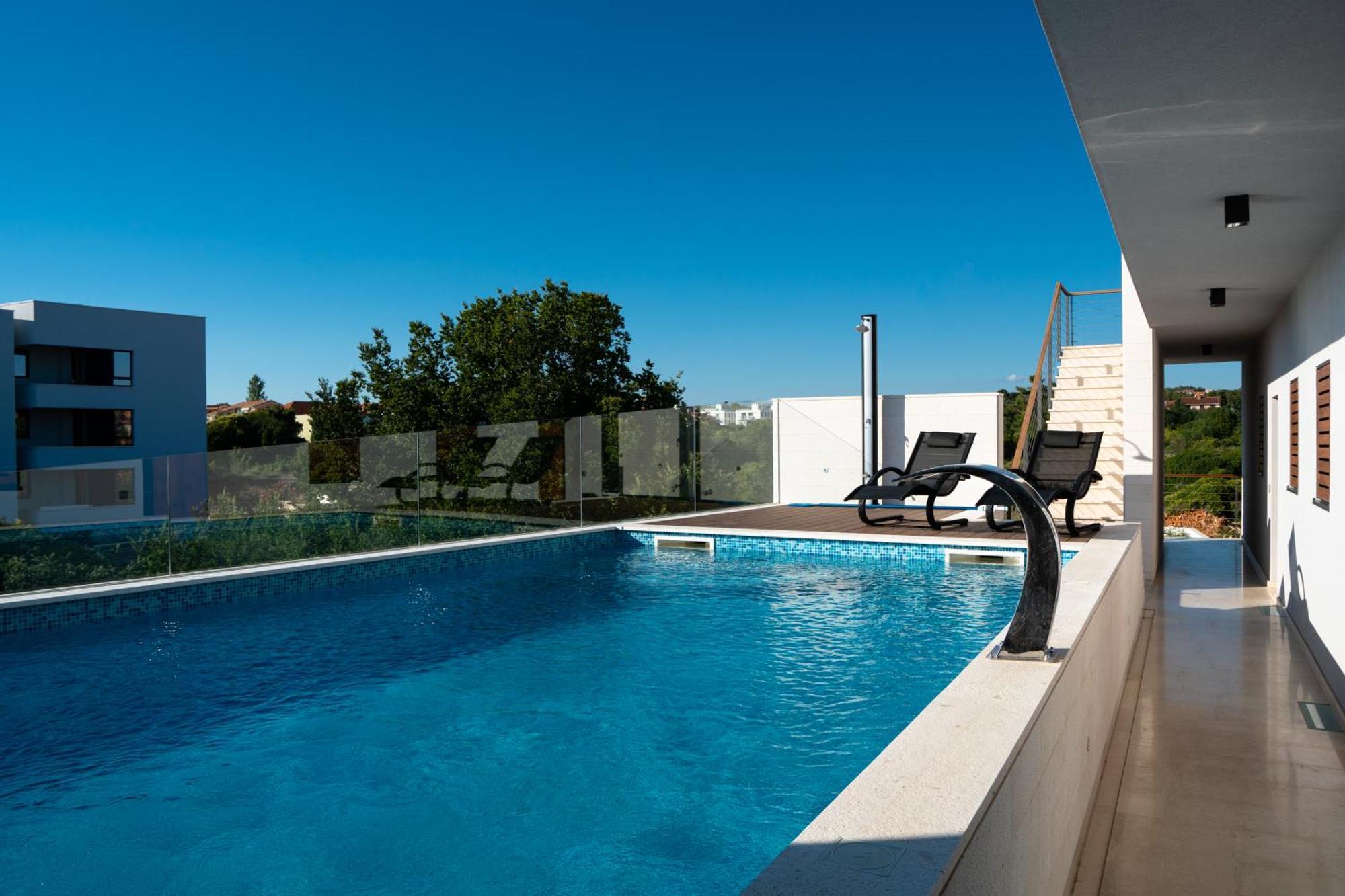 Lena Luxury Apartments ซาดาร์ ภายนอก รูปภาพ