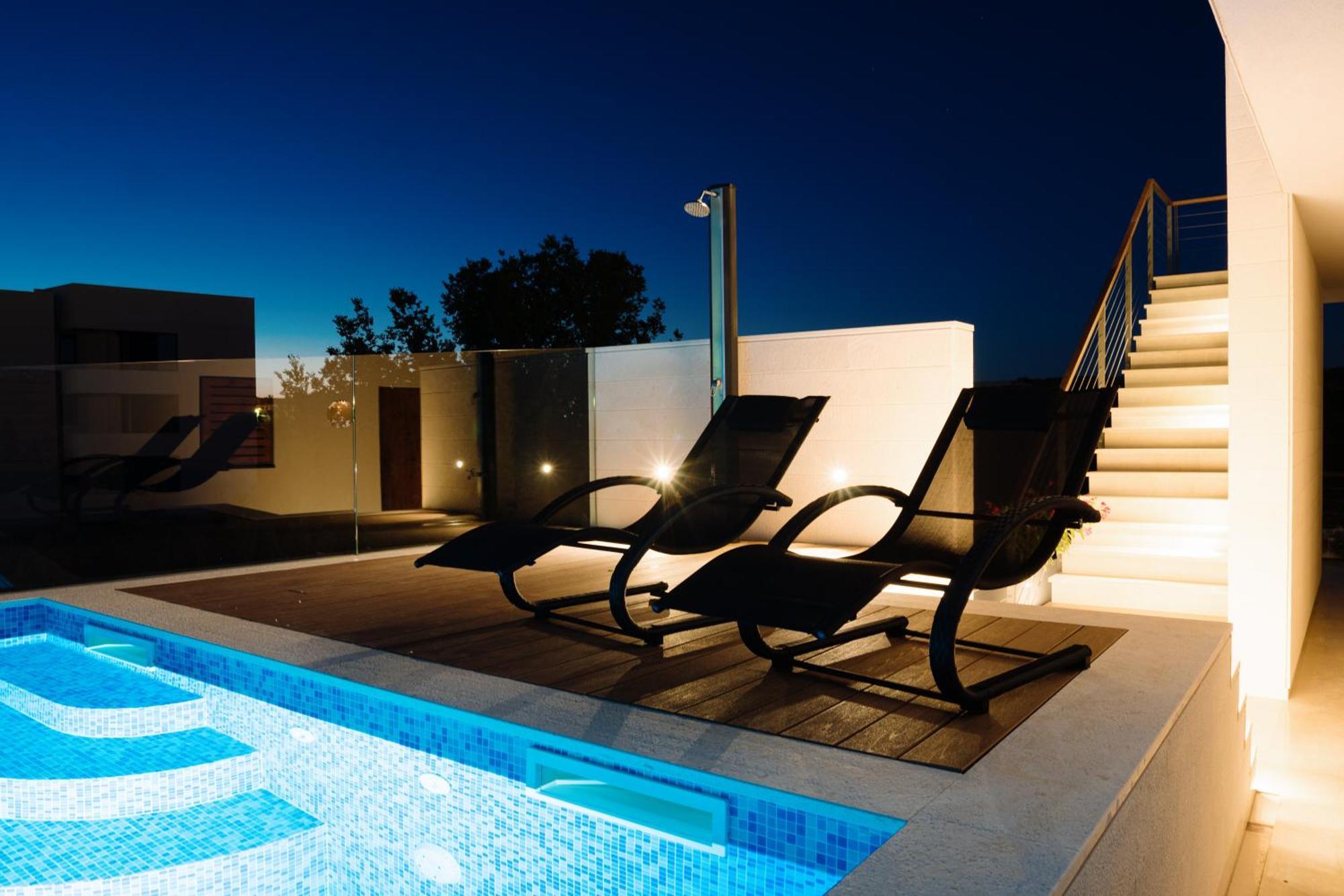 Lena Luxury Apartments ซาดาร์ ภายนอก รูปภาพ
